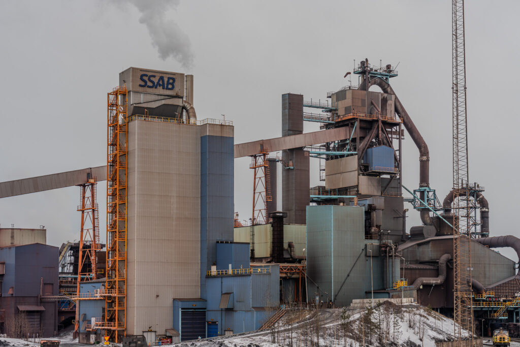 A photograph of the blast furnace in Luleå during winter.